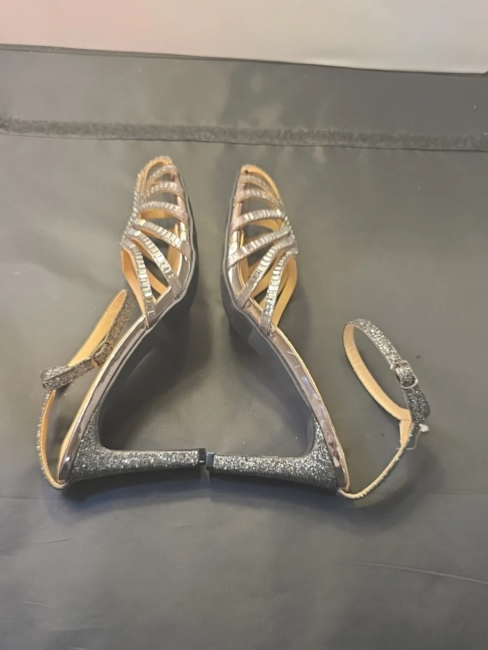 BRAND NEW JESSICA WOMEN's ANKLE-STRAP SANDAL with SILVER CRYSTAL STRAP